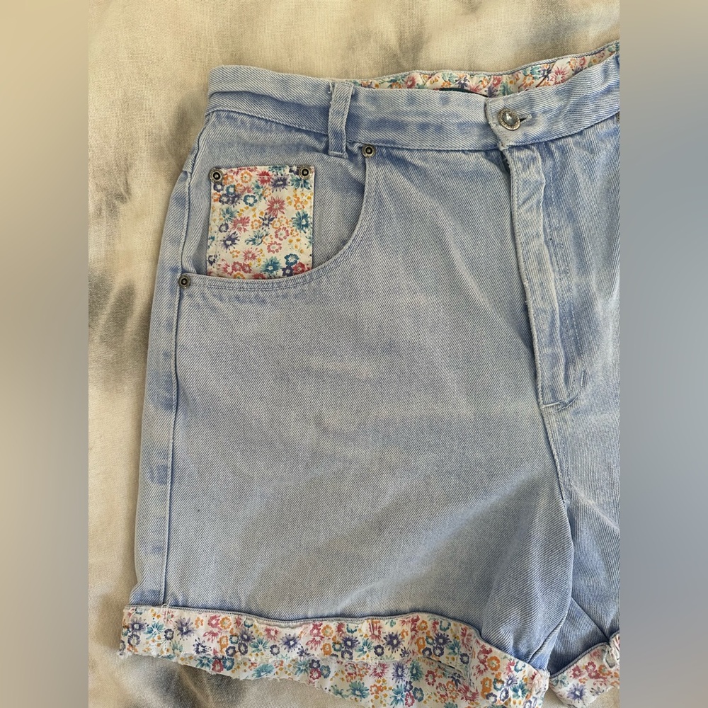 Vtg 90s High Waisted Denim Shorts - 11/12
